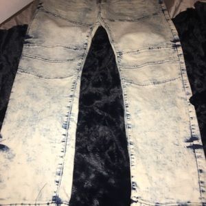 Mens Distress Jeans